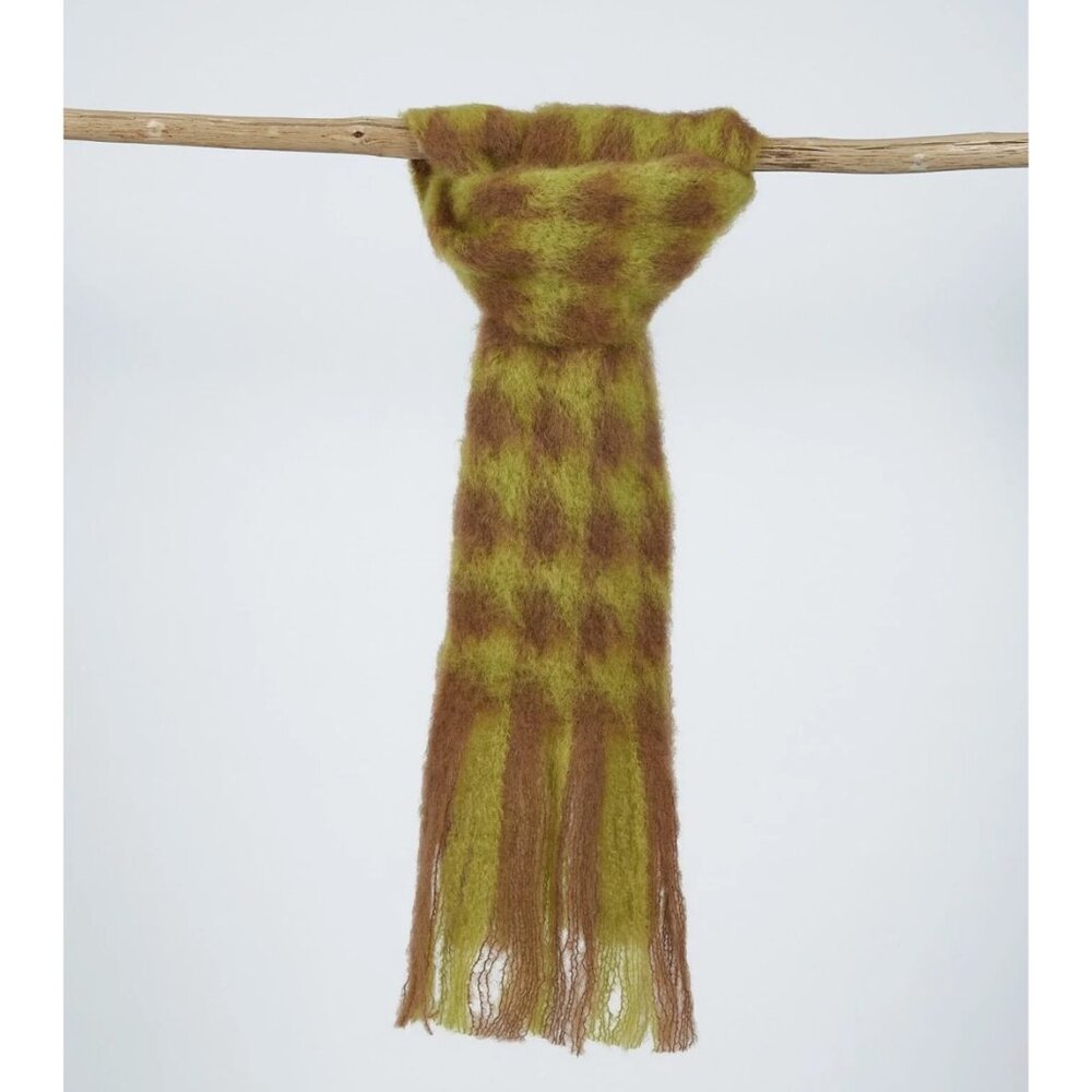 NWT- Mantas Ezcaray Scarf